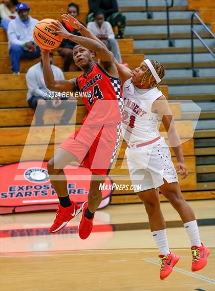 Thumbnail 1 in Woodward Academy vs. Lambert (OTR Hoops: Thanksgiving Showcase) photogallery.