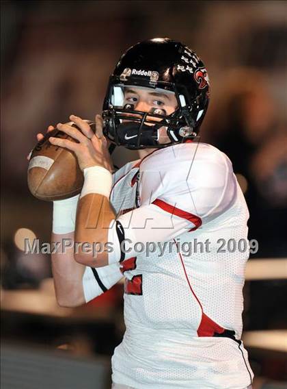 Thumbnail 2 in Lake Worth vs. Argyle (Texas 3A D2 Region II Bi-District Playoffs) photogallery.