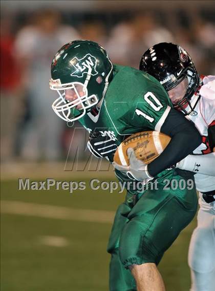 Thumbnail 3 in Lake Worth vs. Argyle (Texas 3A D2 Region II Bi-District Playoffs) photogallery.