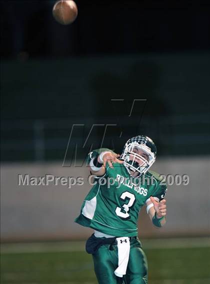 Thumbnail 3 in Lake Worth vs. Argyle (Texas 3A D2 Region II Bi-District Playoffs) photogallery.