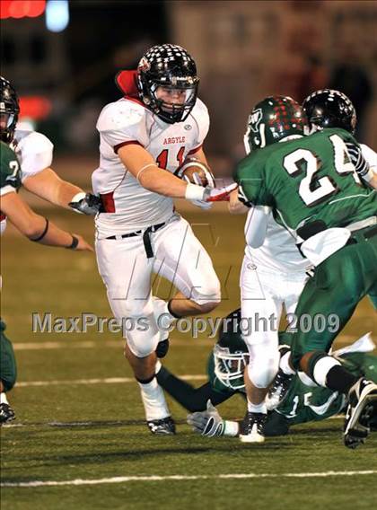 Thumbnail 2 in Lake Worth vs. Argyle (Texas 3A D2 Region II Bi-District Playoffs) photogallery.