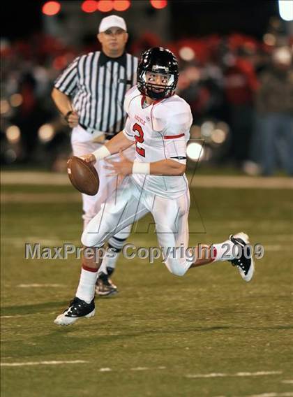 Thumbnail 1 in Lake Worth vs. Argyle (Texas 3A D2 Region II Bi-District Playoffs) photogallery.