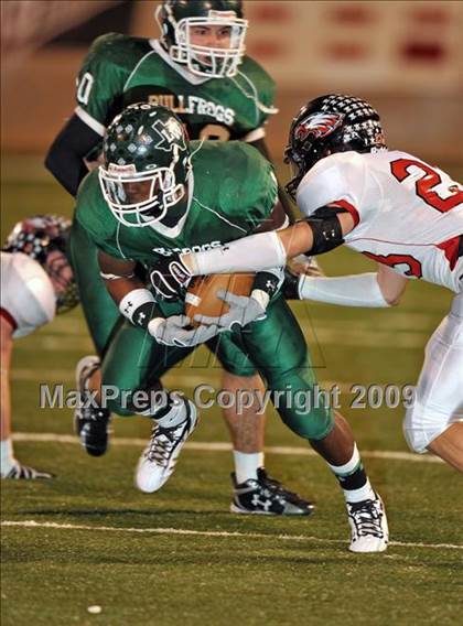 Thumbnail 2 in Lake Worth vs. Argyle (Texas 3A D2 Region II Bi-District Playoffs) photogallery.