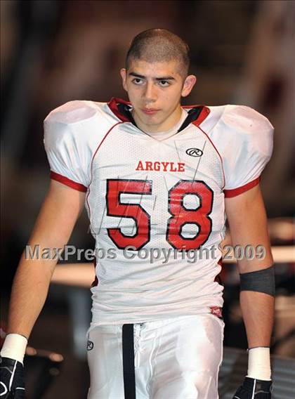 Thumbnail 2 in Lake Worth vs. Argyle (Texas 3A D2 Region II Bi-District Playoffs) photogallery.