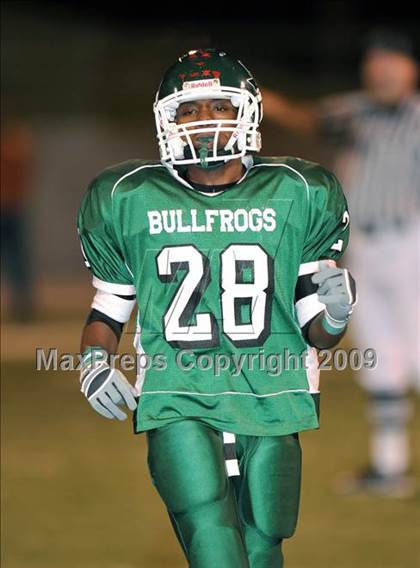 Thumbnail 3 in Lake Worth vs. Argyle (Texas 3A D2 Region II Bi-District Playoffs) photogallery.