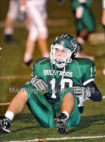 Thumbnail 3 in Lake Worth vs. Argyle (Texas 3A D2 Region II Bi-District Playoffs) photogallery.