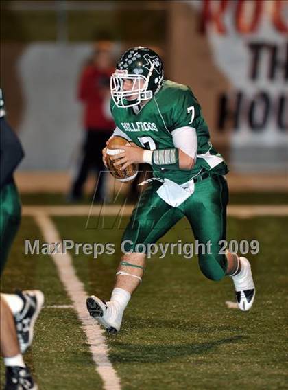 Thumbnail 1 in Lake Worth vs. Argyle (Texas 3A D2 Region II Bi-District Playoffs) photogallery.