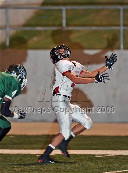 Thumbnail 3 in Lake Worth vs. Argyle (Texas 3A D2 Region II Bi-District Playoffs) photogallery.
