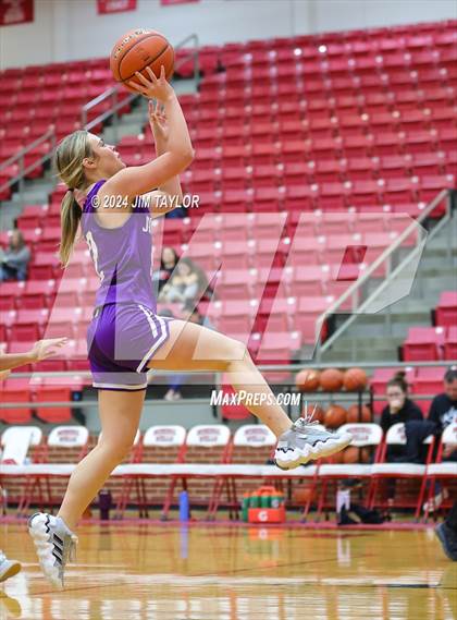 Thumbnail 1 in Jacksboro vs Mineral Wells (MW Ram Classic Tournament) photogallery.