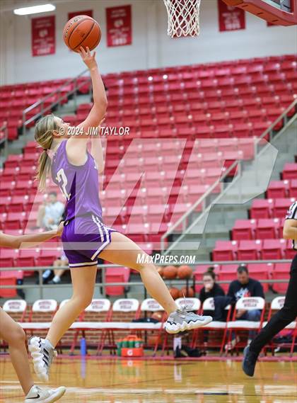 Thumbnail 2 in Jacksboro vs Mineral Wells (MW Ram Classic Tournament) photogallery.