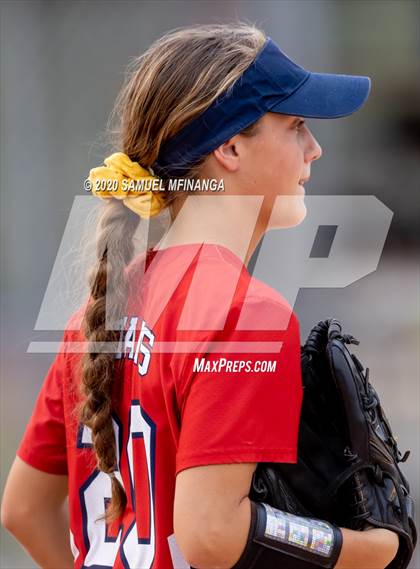 Thumbnail 3 in Norris vs. Lincoln Northeast photogallery.