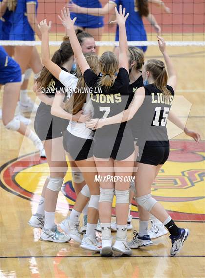 Thumbnail 1 in Santa Margarita @ Jserra Catholic photogallery.