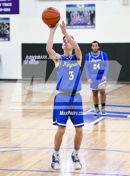Thumbnail 1 in Kingman @ Northwest Christian photogallery.