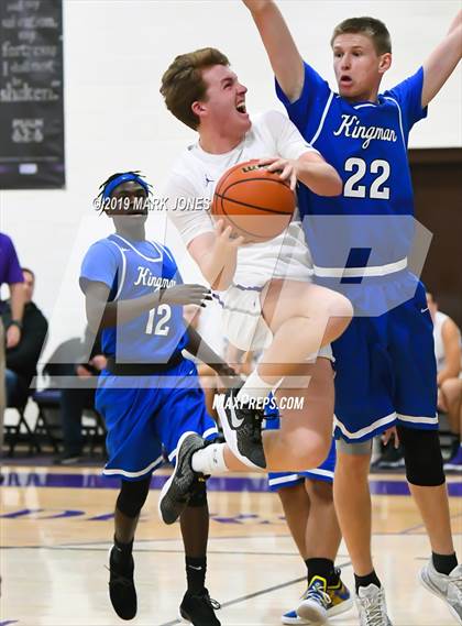 Thumbnail 3 in Kingman @ Northwest Christian photogallery.