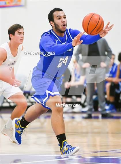 Thumbnail 3 in Kingman @ Northwest Christian photogallery.