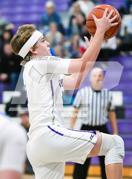 Thumbnail 3 in Kingman @ Northwest Christian photogallery.