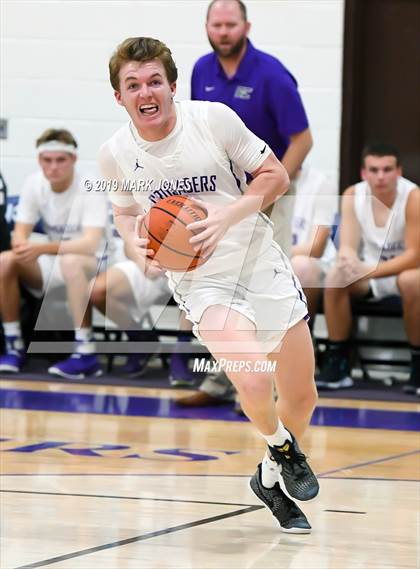 Thumbnail 3 in Kingman @ Northwest Christian photogallery.