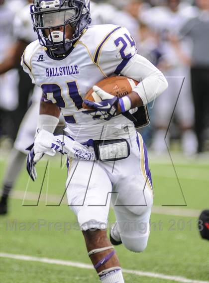 Thumbnail 3 in Hallsville vs Lovejoy (UIL 4A Bi-District Playoff) photogallery.