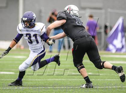Thumbnail 2 in Hallsville vs Lovejoy (UIL 4A Bi-District Playoff) photogallery.