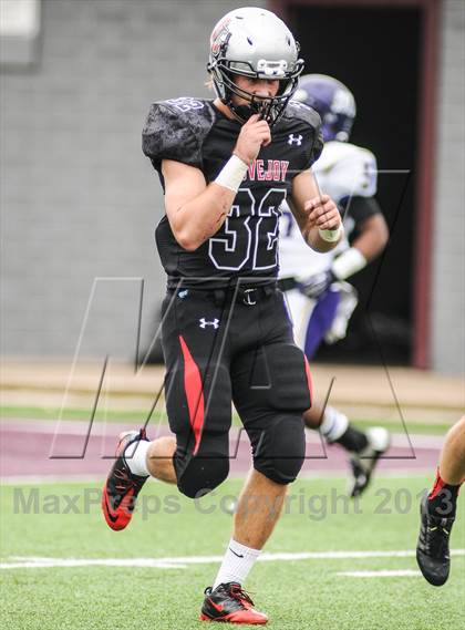 Thumbnail 1 in Hallsville vs Lovejoy (UIL 4A Bi-District Playoff) photogallery.