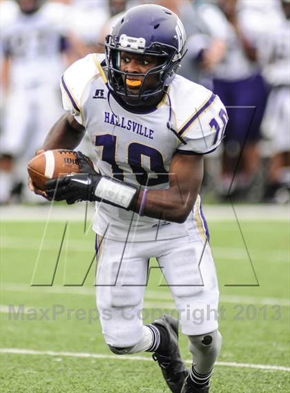 Thumbnail 2 in Hallsville vs Lovejoy (UIL 4A Bi-District Playoff) photogallery.