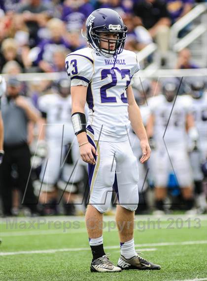 Thumbnail 3 in Hallsville vs Lovejoy (UIL 4A Bi-District Playoff) photogallery.