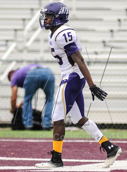 Thumbnail 1 in Hallsville vs Lovejoy (UIL 4A Bi-District Playoff) photogallery.
