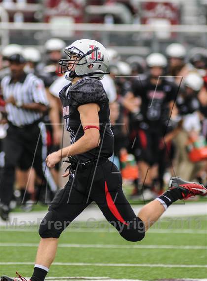 Thumbnail 2 in Hallsville vs Lovejoy (UIL 4A Bi-District Playoff) photogallery.