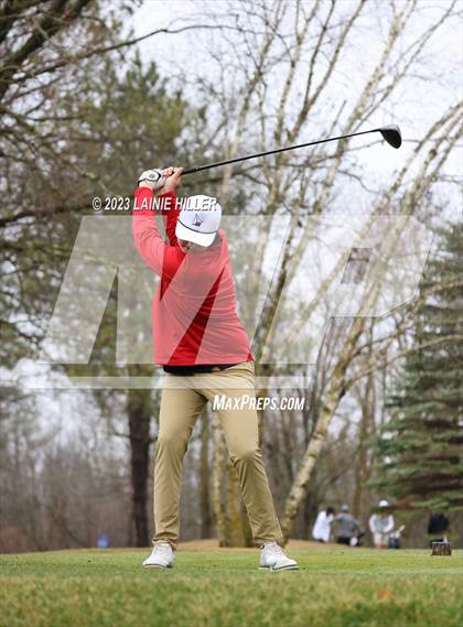Thumbnail 2 in Bemidji Invitational photogallery.