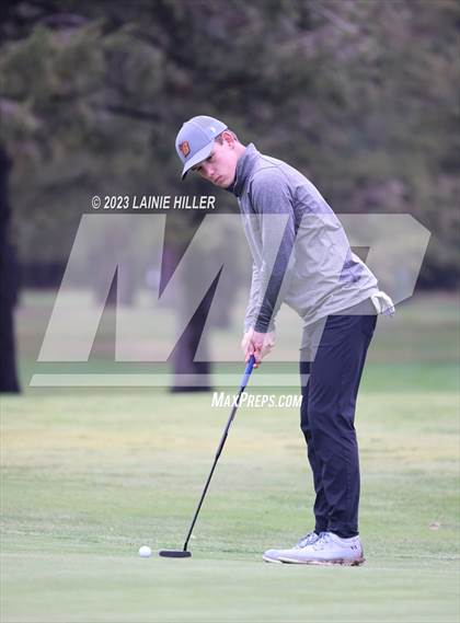 Thumbnail 3 in Bemidji Invitational photogallery.