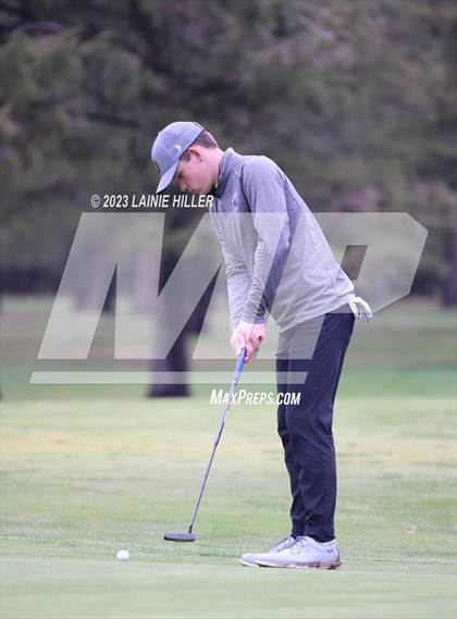Thumbnail 2 in Bemidji Invitational photogallery.
