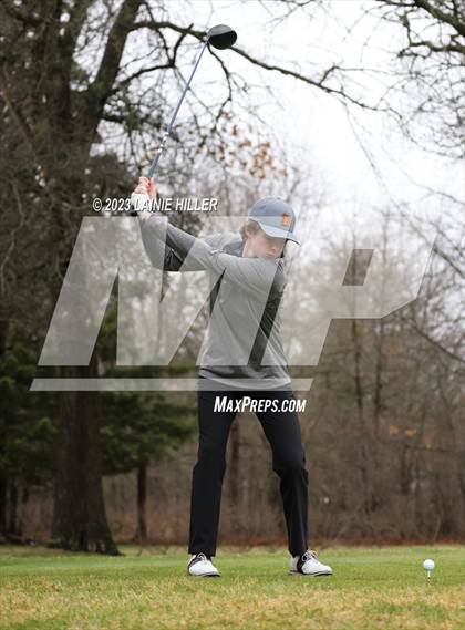 Thumbnail 2 in Bemidji Invitational photogallery.