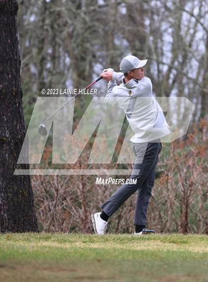 Thumbnail 2 in Bemidji Invitational photogallery.