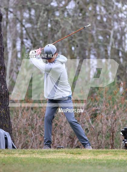 Thumbnail 2 in Bemidji Invitational photogallery.
