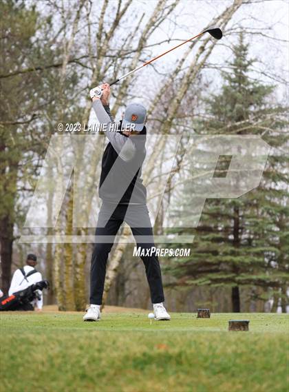 Thumbnail 3 in Bemidji Invitational photogallery.