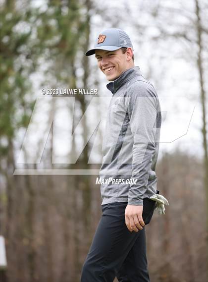 Thumbnail 2 in Bemidji Invitational photogallery.