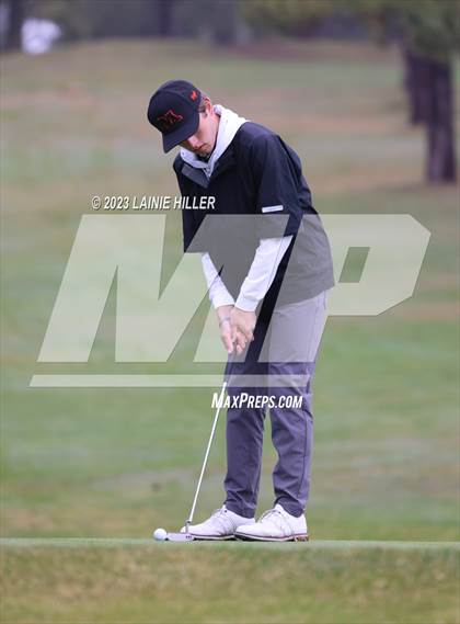 Thumbnail 2 in Bemidji Invitational photogallery.