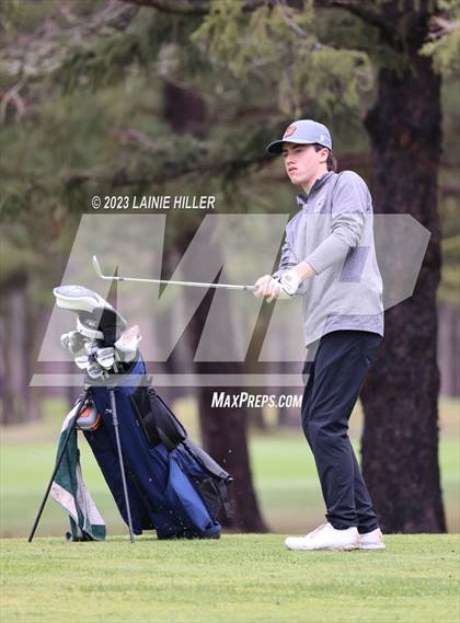 Thumbnail 1 in Bemidji Invitational photogallery.