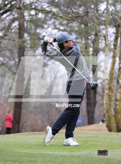 Thumbnail 3 in Bemidji Invitational photogallery.