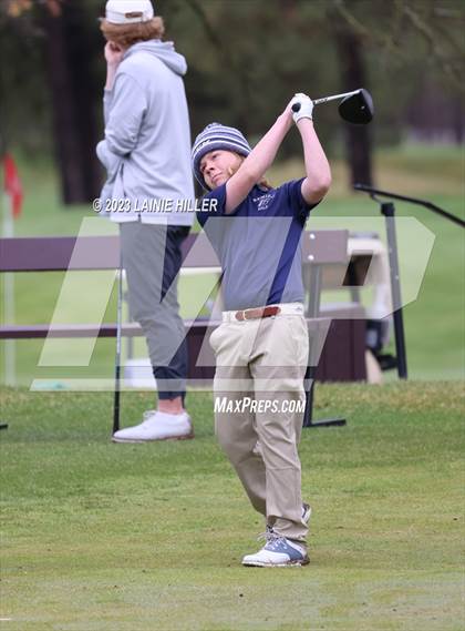 Thumbnail 3 in Bemidji Invitational photogallery.