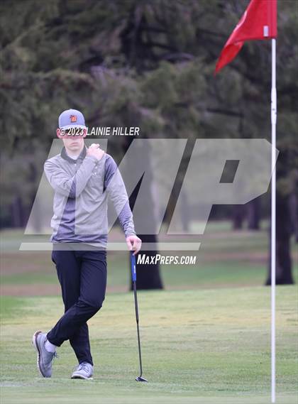 Thumbnail 2 in Bemidji Invitational photogallery.