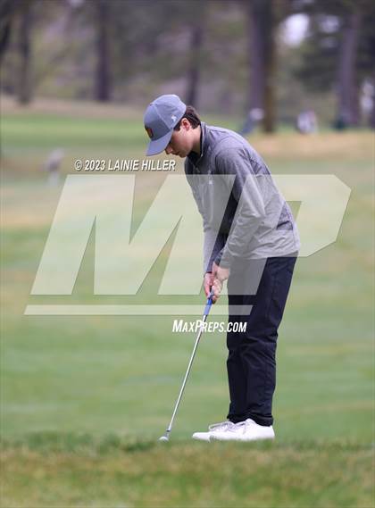 Thumbnail 2 in Bemidji Invitational photogallery.