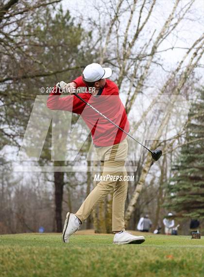 Thumbnail 2 in Bemidji Invitational photogallery.