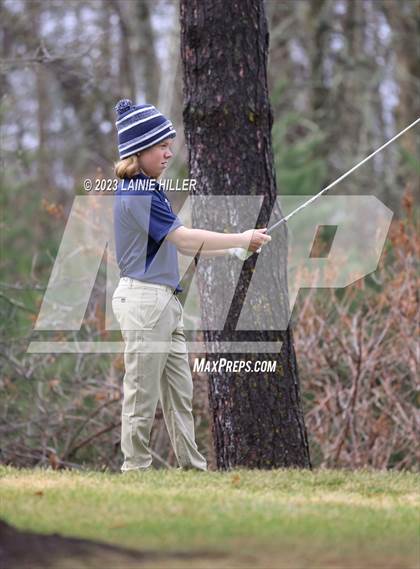 Thumbnail 2 in Bemidji Invitational photogallery.