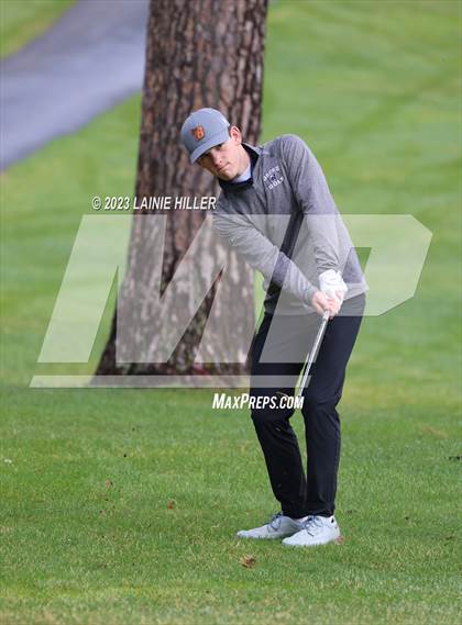 Thumbnail 3 in Bemidji Invitational photogallery.