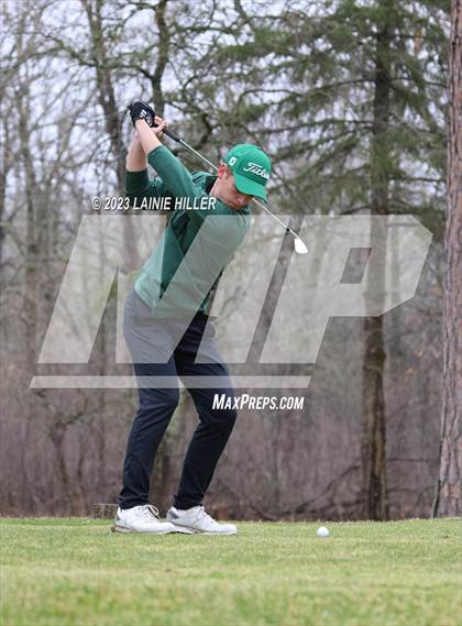 Thumbnail 3 in Bemidji Invitational photogallery.