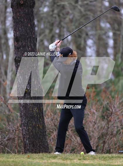 Thumbnail 2 in Bemidji Invitational photogallery.