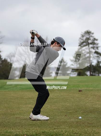 Thumbnail 2 in Bemidji Invitational photogallery.
