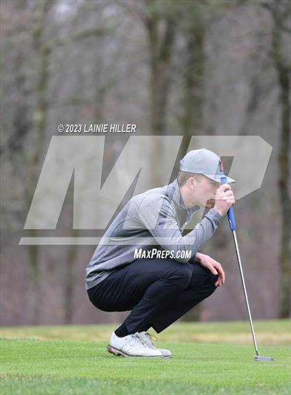 Thumbnail 2 in Bemidji Invitational photogallery.