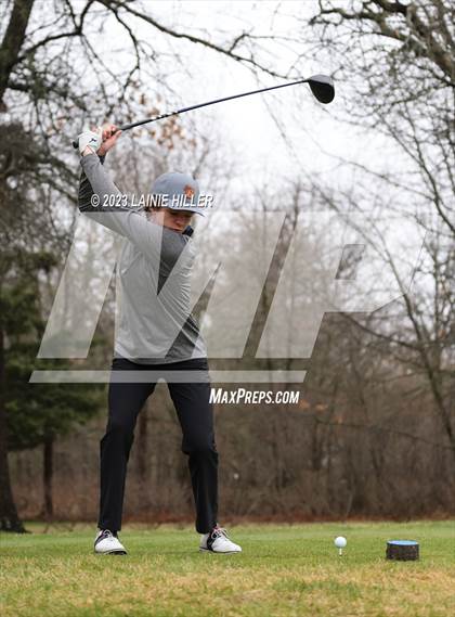 Thumbnail 3 in Bemidji Invitational photogallery.